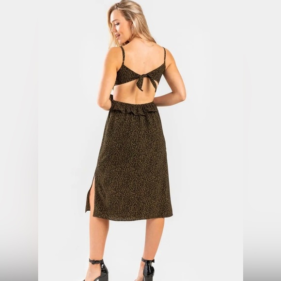 Francesca’s ruffle midi dress - Picture 9 of 9